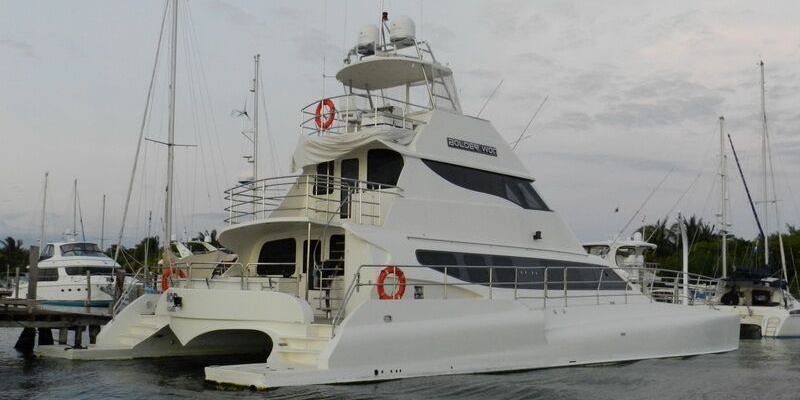 74-Power-Catamaran-External