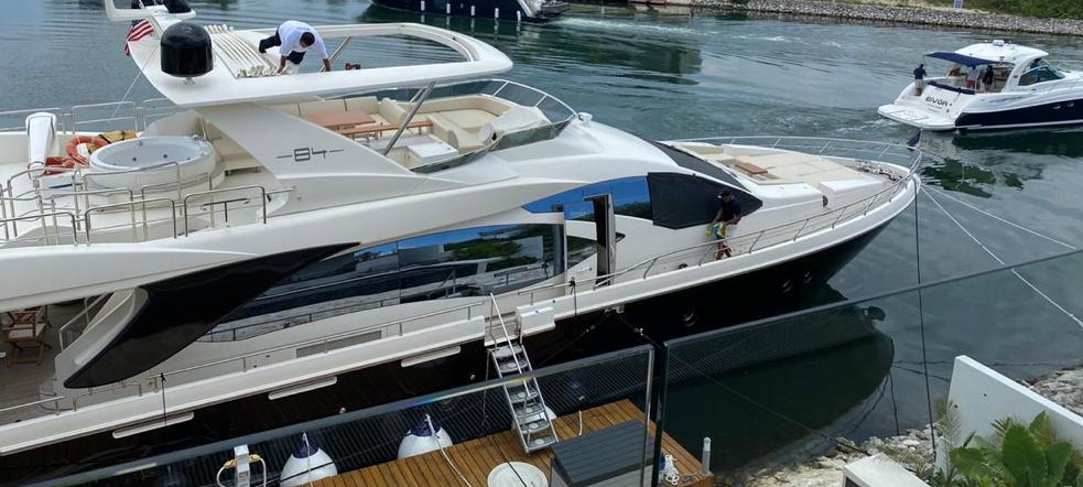 82-sunseeker-predator